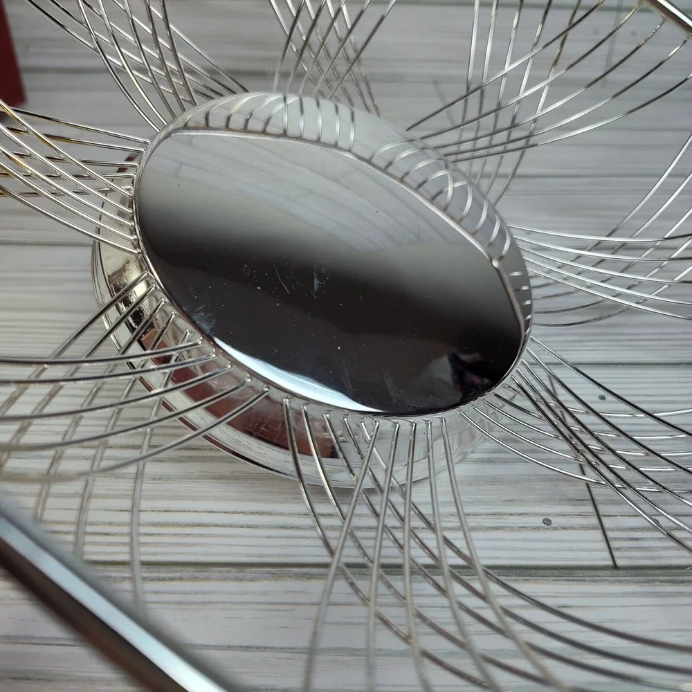 Vintage‎ MCM Silver Plated Bread Fruit Basket Beautiful Silver Plated Wire